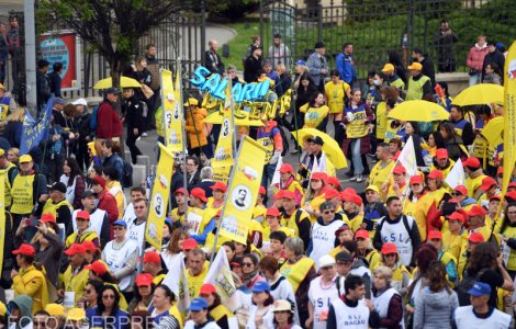 Cum arată OUG pentru majorările de salarii din Educație. Coaliția de guvernare face „apel la responsabilitate către cadrele didactice”