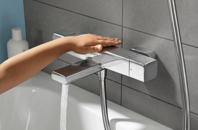 Baterii perfecte pentru baie: ce elemente să iei &icirc;n considerare &icirc;nainte de a face o investiție?