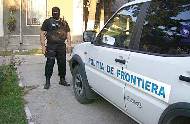 Politisti de frontiera, acuzati de LUARE de MITA! Procurorii fac perchezitii in Giurgiu
