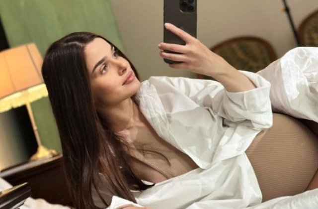 Theo Rose a născut. Familia artistei, &icirc;n culmea fericirii: &bdquo;Mulțumesc tuturor pentru grijă!&rdquo;