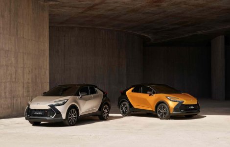 Noua generație Toyota C-HR: motorizări electrificate cu până la 223 CP