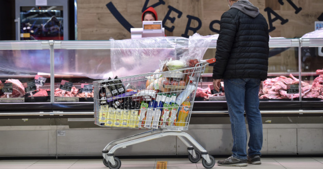 Guvernul a amânat plafonarea adaosului comercial. Ședința pentru adoptarea OUG a fost mutată vineri