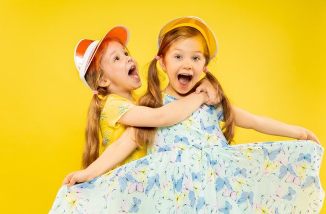 Ținute speciale pentru fetițe &ndash; cum să le alegi?