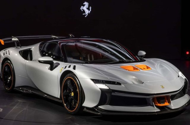 Ferrari prezintă noul SF90 XX Stradale: motor hibrid de 1030 de cai putere