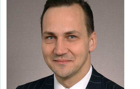Sikorski: Interviul cu toate comentariile explozive despre Putin nu a fost autorizat