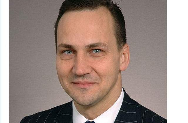 Sikorski: Interviul cu toate comentariile explozive despre Putin nu a fost autorizat