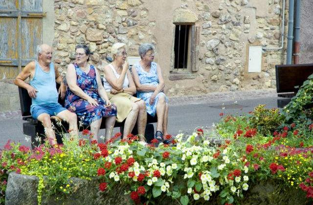 SECRETELE longevitatii: Top 10 Sfaturi NECESARE pentru o viata indelungata