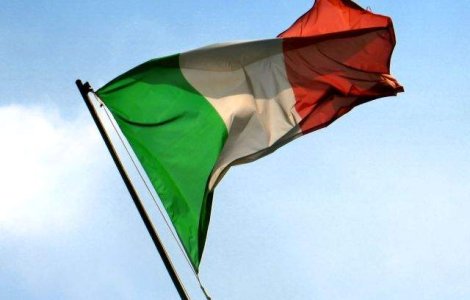 Un senator italian cere scuze Romaniei pentru consilierul care a batut un roman