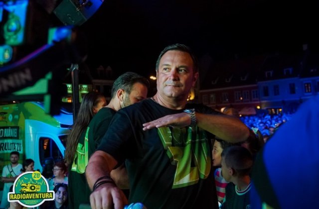 DE 15 ANI, ROM&Acirc;NIA ESTE ZU! FACEM &Icirc;MPREUNĂ A ZECEA FORZA ZU!