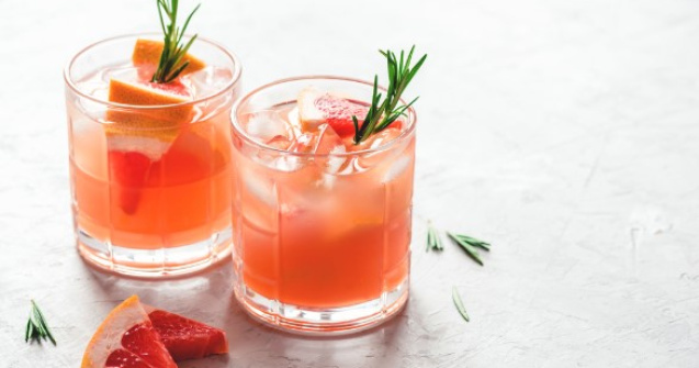 4 modalități creative prin care te poți răcori vara aceasta