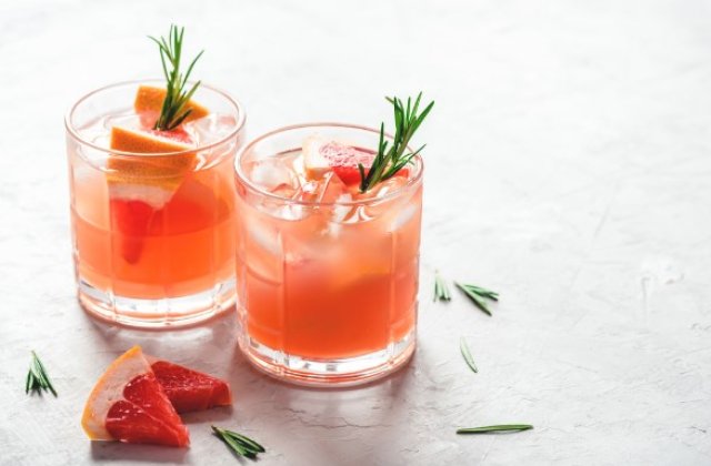 4 modalități creative prin care te poți răcori vara aceasta