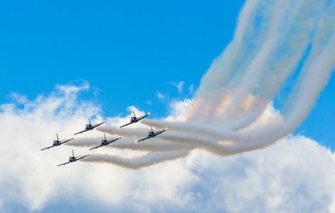 Trafic restricționat în București cu ocazia Zilei Aviației