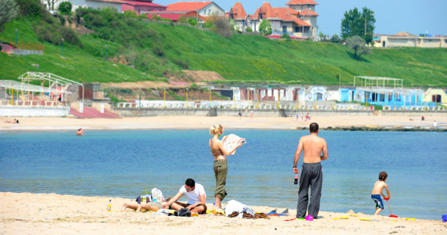 Cum a ajuns alerta E.coli pe litoralul românesc. Marea lipsă a toaletelor sau lipsa de educație