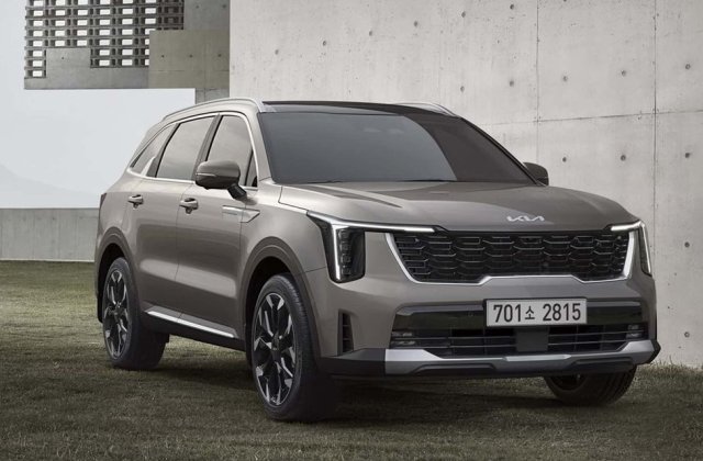 Noua Kia Sorento facelift: design exterior revizuit și display curbat pentru interior