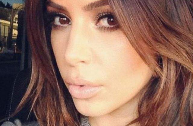 Cartea pe care Kim Kardashian o va lansa va contine 2000 de selfie-uri