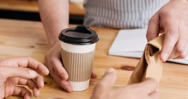 Comandă pahare din carton de unică folosință la prețuri de producător