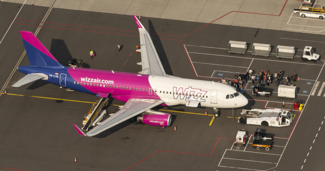 România a reclamat WizzAir la UE. Operatorul poate rămâne fără licență
