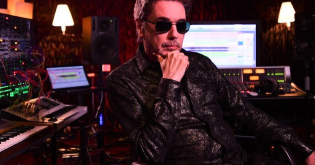 Mașinile electrice Renault vor „cânta” pe notele lui Jean-Michel Jarre