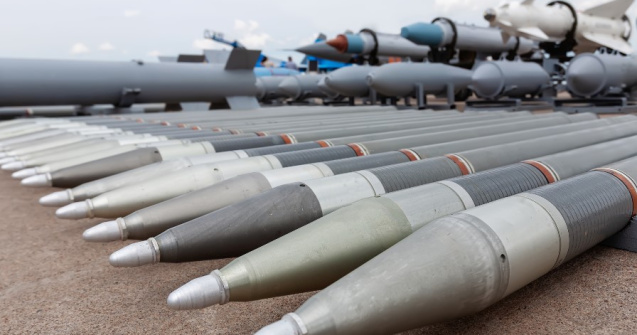 Ce armament a trimis România în Ucraina, de la începutul războiului. Țara noastră, una dintre puținele care nu au vrut să dea detalii despre ajutorul militar acordat armatei lui Zelenski