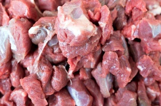 Rusia a confiscat 600 de tone de carne care proveneau din UE