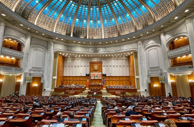 Guvernul &icirc;și dă restanțele de toamnă. Legea pensiilor speciale, reforma pensiilor publice, legea salarizării, pe lista priorităților &icirc;n noua sesiune a Parlamentului