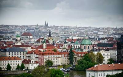 12 Motive pentru a călători...