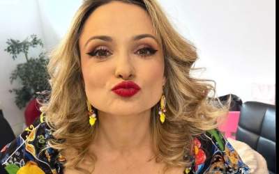 Protest în școala unde predă...