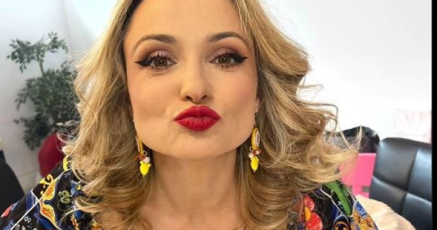 Protest în școala unde predă Amalia Bellantoni. Părinții nu o vor acolo: „Să trimiteți un echipaj de poliție!”