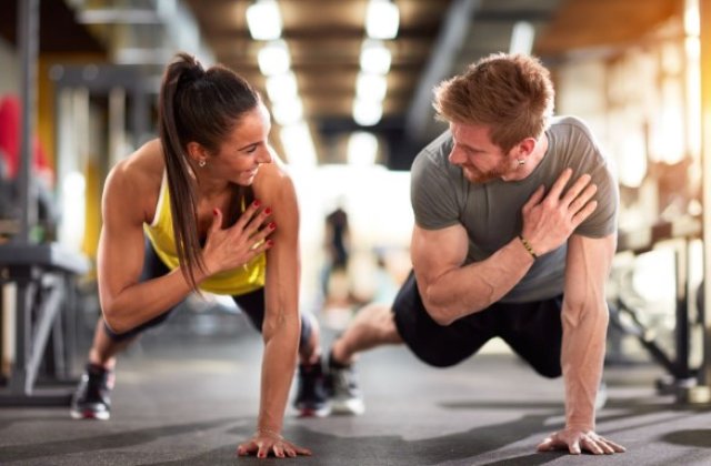 Cum să răm&acirc;i motivat atunci c&acirc;nd mergi la sală: 5 sfaturi care funcționează