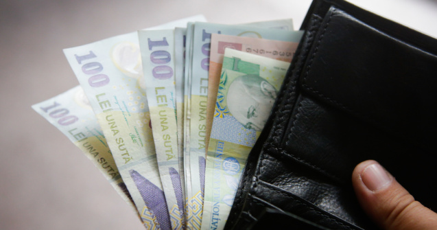 DOCUMENT. Guvernul a publicat măsurile fiscale. Cum vor fi taxate firmele, băncile, angajații din IT și construcții