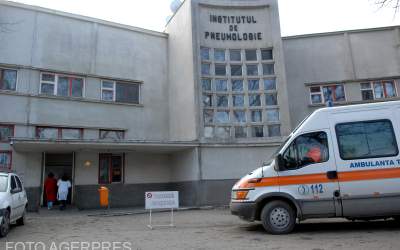 Percheziții la Institutul...