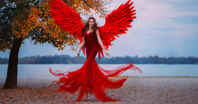 Horoscopul lunii Octombrie 2023: Află ce îți rezervă astrele în această lună!