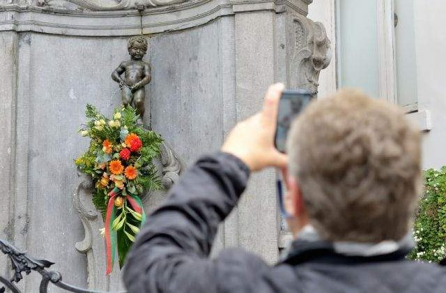 [FOTO] TOP 10 cele mai RIDICOLE monumente din lume