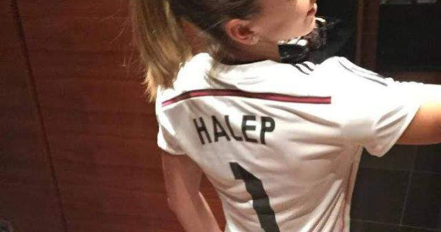 Simona Halep a primit un tricou al formatiei spaniole Real Madrid