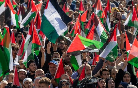 Proteste în București. Susținătorii palestinienilor cer oprirea bombardamentelor