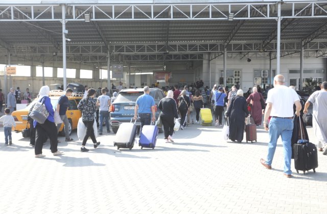 &Icirc;ncă 17 cetățeni rom&acirc;ni au fost evacuați din F&acirc;șia Gaza, &icirc;nsă doar 16 au ajuns &icirc;n Rom&acirc;nia