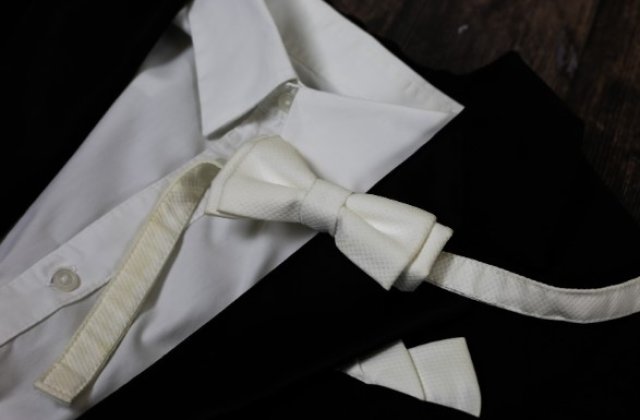Ce trebuie să ştii despre codul vestimentar &bdquo;white tie&rdquo;, sinonimul eleganţei desăv&acirc;rşite