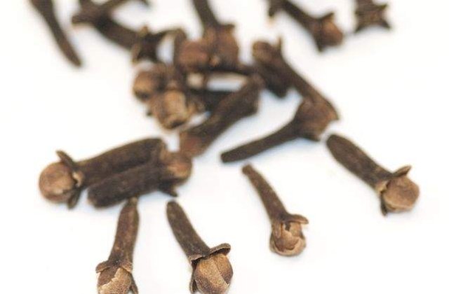 Invinge raceala FARA medicamente! Top 10 antibiotice naturale