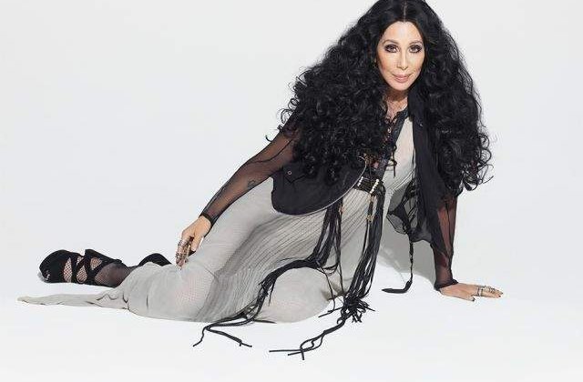 [Video] Cher sufera de o infectie virala grava