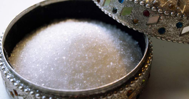  Top  TOP 10 metode de a diminua SAREA si ZAHARUL din dieta