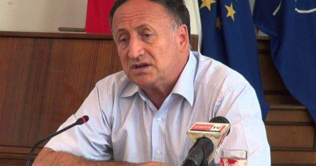 Primarul Pitestiului, Tudor Pendiuc, si fiica sa, retinuti de DNA