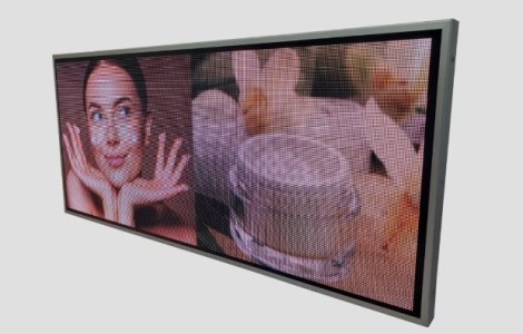 Cum poţi programa aceeaşi reclamă cu video, imagini sau texte color