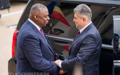 Premierul Marcel Ciolacu...