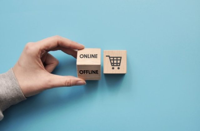 Cumpărături &icirc;n rate online vs. offline: care este diferența?
