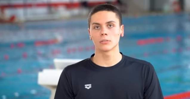 David Popovici, locul 4 la Campionatele Europene în bazin scurt. Ce gest a făcut imediat după