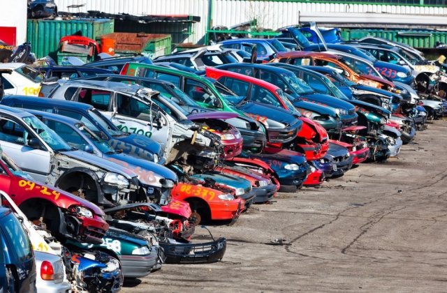 Rabla 2024: bonusul pentru mașini electrice va scădea la 2.000 de euro