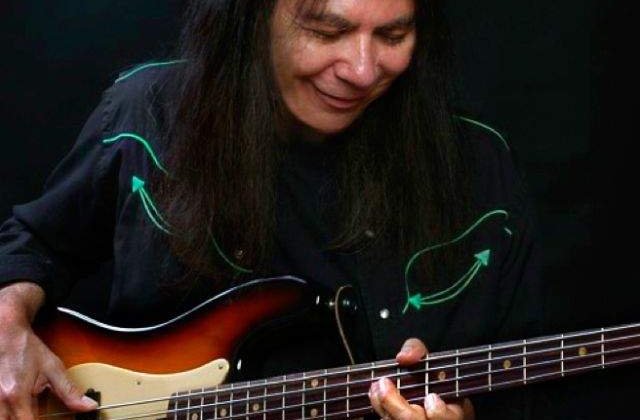 Rick Rosas, basistul lui Neil Young, a murit