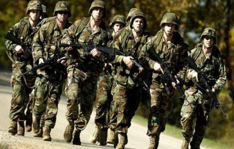 Noi convoaie de armament greu se indreapta catre Donetk