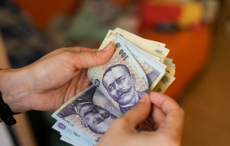 Ce venituri cresc în 2024: pensii, salarii profesori, primari și președinți de consilii județene/Crește și punctul de pensie