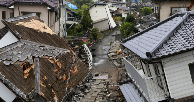 Cel puțin 48 de persoane au decedat în urma cutremurului din Japonia